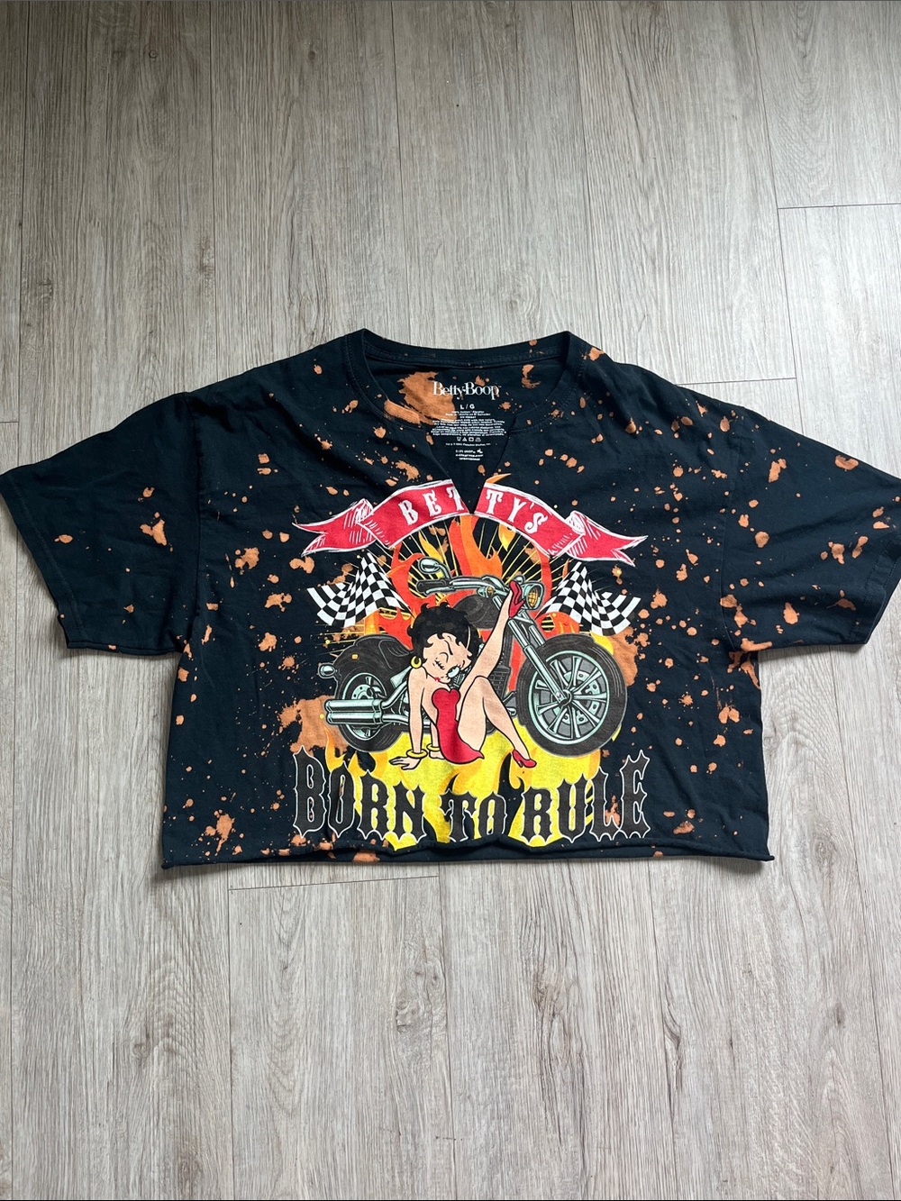 Betty Boop Born To Rule Bleach Splatter Cropped Graphic Tee Size L Biker Y2K